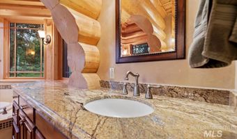 1533 Pine Lakes Ranch Dr, Cascade, ID 83611