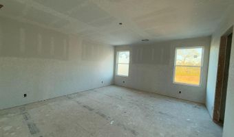 318 Brood Dr, Adkins, TX 78101