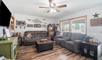 609 West St, Alden, IA 50006