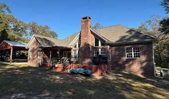 104 Lucky Ln, Andalusia, AL 36421