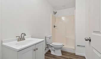 14786 Hallmark Dr, Apple Valley, MN 55124