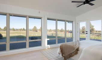 22321 McArdle Rd, Bend, OR 97702