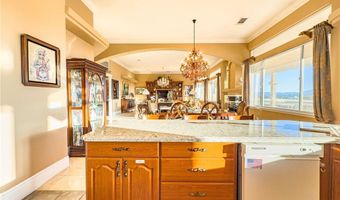 13724 Chateau Ct, Apple Valley, CA 92307