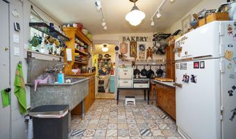 120 B Naco Rd, Bisbee, AZ 85603