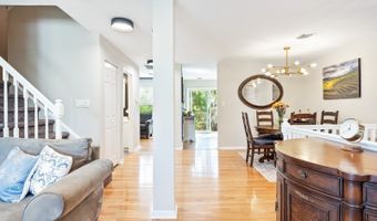 23 Bristol Ct 23, Bayonne, NJ 07035