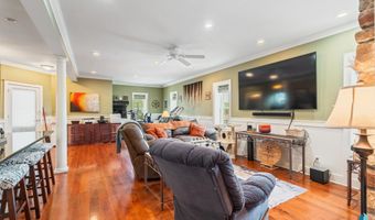 103 W Main St, Beresford, SD 57004