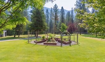 799 Outback Trl, Alberton, MT 59820
