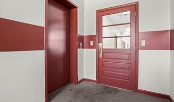 107 S Main St, Almont, MI 48003