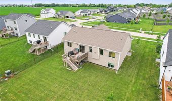 1819 8th Ave SE, Altoona, IA 50009