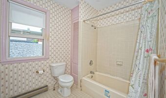 24 Glendale Ave, Albany, NY 12208