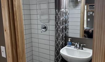 240 N State Road 35, Alma, WI 54610