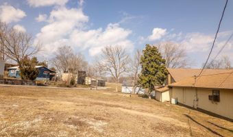 105 Couch St, Alton, MO 65606