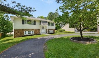 17 Muscotah Rd, Alloway, NJ 07422