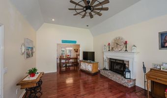 1121 COLONIAL Dr, Alabaster, AL 35007