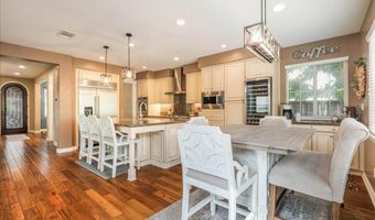 6996 Goldstone Rd, Carlsbad, CA 92009