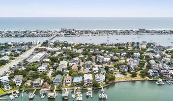 21 Island Dr, Wrightsville Beach, NC 28480