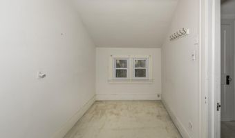 3 Shipman Cir, Ann Arbor, MI 48104