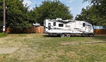 7074 Cherokee Trl, Weatherford, TX 76085