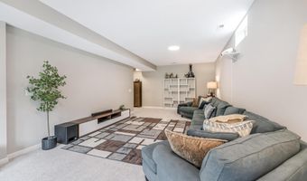 43799 ABBOTT Pl, Ashburn, VA 20147