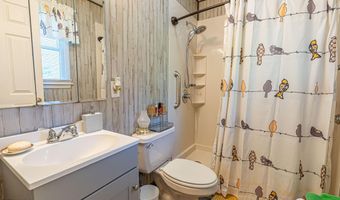 19230 Sterling Dr, Abingdon, VA 24211