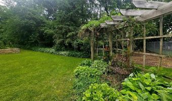 1912 S Oak Knoll Dr NE, Alexandria, MN 56308