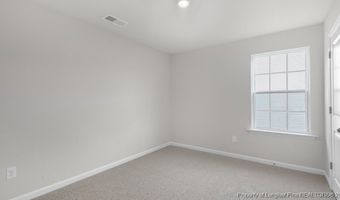 1064 Misty Creek Dr, Aberdeen, NC 28315