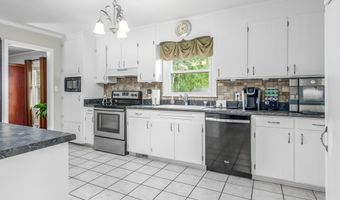 204 Byrnes Ave, Abbeville, SC 29620