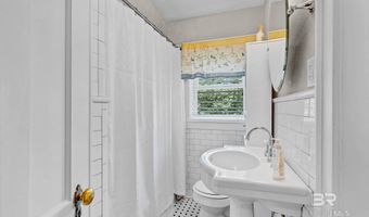906 S Presley St, Atmore, AL 36502