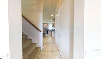 203 Cynwyd Dr, Absecon, NJ 08201