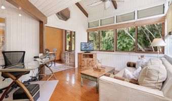 1073 Nanihoku Pl, Haiku, HI 96708