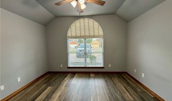 510 College Pl, Bentonville, AR 72712
