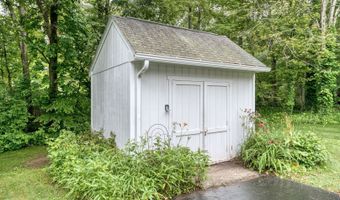 126 Grand View Ter, Brooklyn, CT 06234