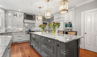 52 Hardy Rd, Bedford, NH 03110