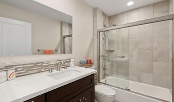 7027 Alicante Rd, Carlsbad, CA 92009