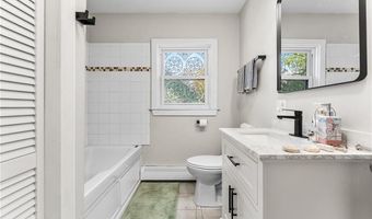 9 Lookout Ave, North Providence, RI 02911