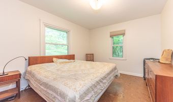 1877 Arlington Blvd, Ann Arbor, MI 48104