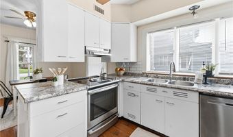 198 E Main St, Apple Creek, OH 44606