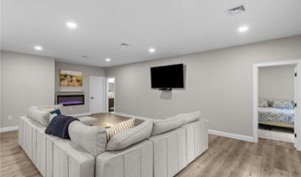 52 Pine Swamp Rd, Cumberland, RI 02864