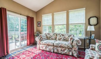 14 Hot Springs Ter, Barnegat, NJ 08005