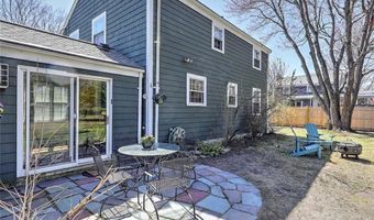 11 Pine Ave, Barrington, RI 02806