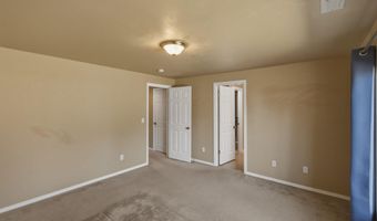 914 Oakmont Lp NE, Albany, OR 97322