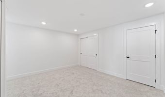 2007 Ketelsen Dr, Ames, IA 50010