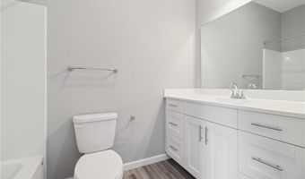 10 Steele Blvd 202, Berlin, CT 06037