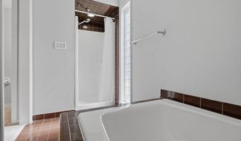 2206 Ashford Dr, Albany, GA 31721