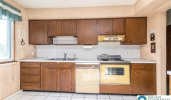 1221 Byfield St, Allentown, PA 18103