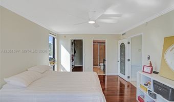 9800 W Bay Harbor Dr 309, Bay Harbor Islands, FL 33154