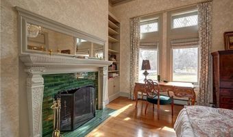 127 Harrison Ave 2, Newport, RI 02840