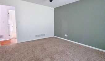 209 S KENTUCKY St, Adrian, MO 64720