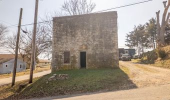 105 Couch St, Alton, MO 65606