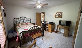 5910 S St Highway 5, Ava, MO 65608